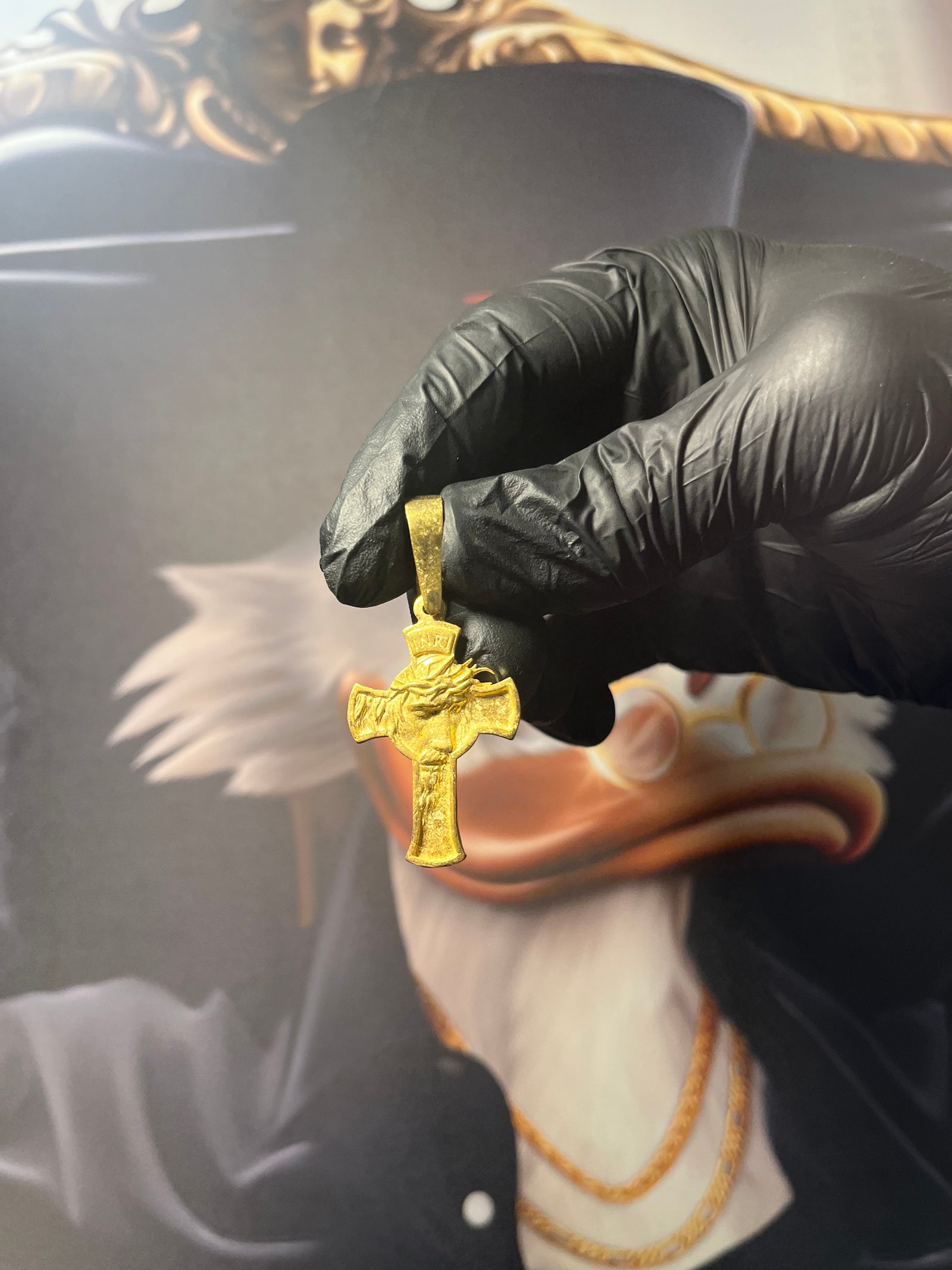 Pingente Cruz J.C rosto (P)