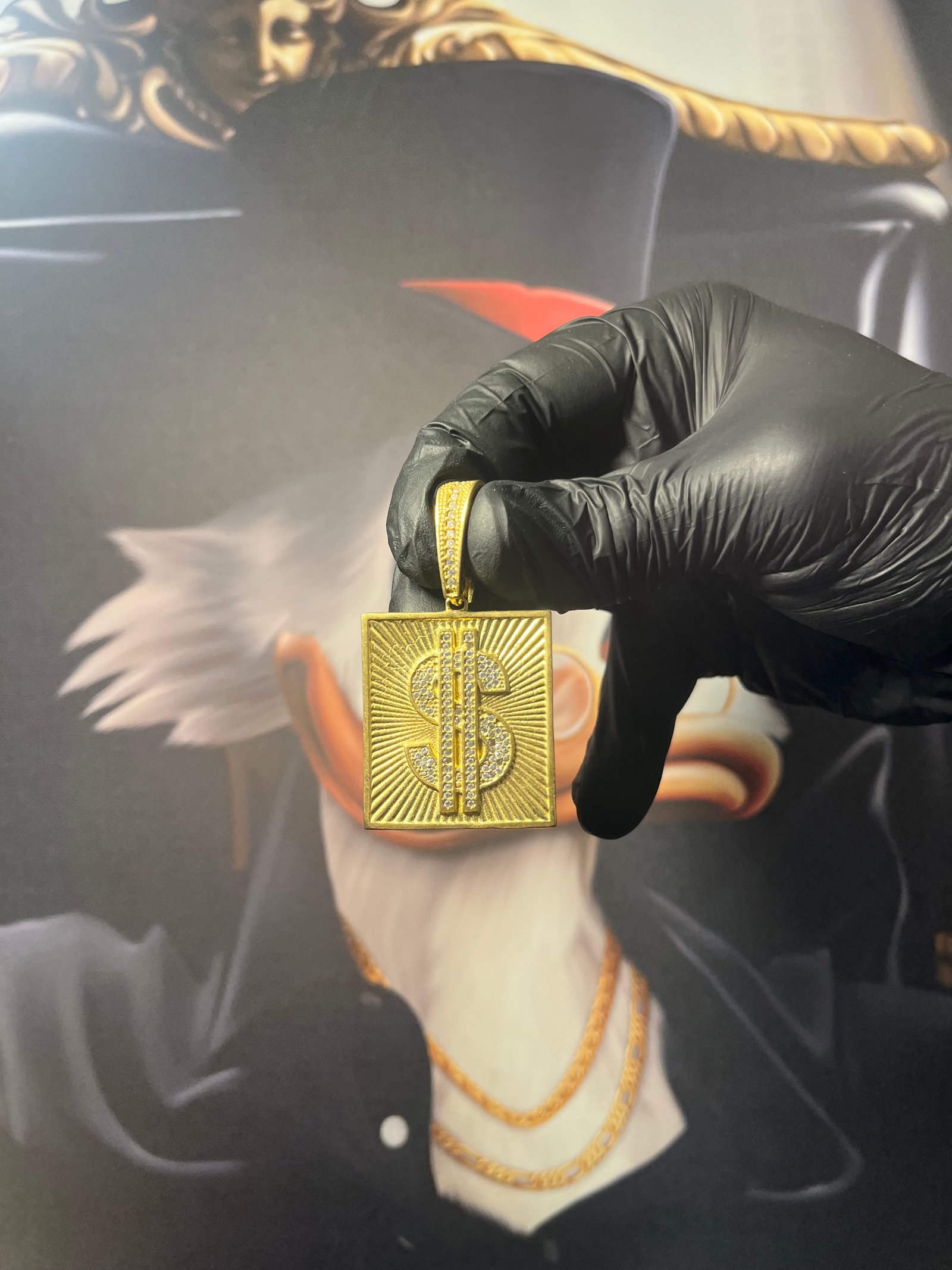 Pingente Cifrão cravejado na chapa (M)