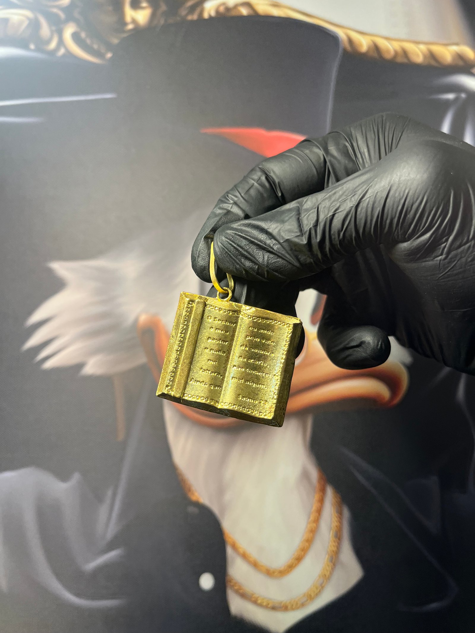 Pingente Bíblia (M)